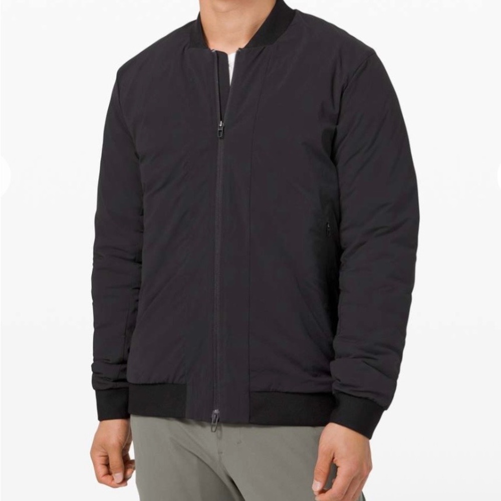 Lululemon intermission bomber size xs goose down black jacket Athleisure